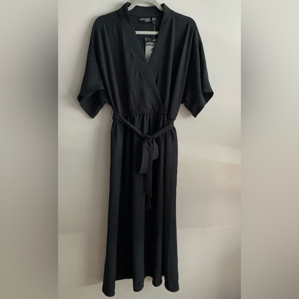 Attitudes by Renee Petite Textured Woven Dress LP Black w/ pockets